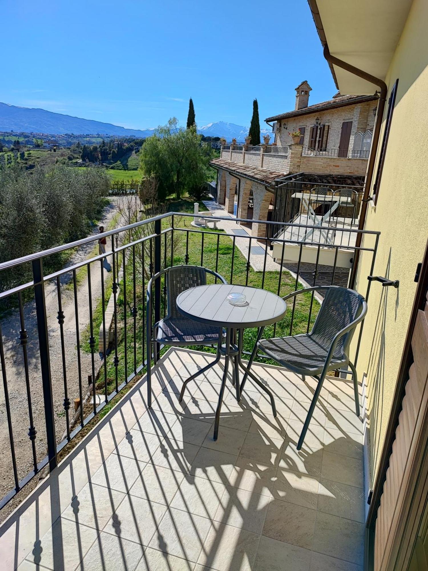 Agriturismo Alla Solagna Colli del Tronto Ngoại thất bức ảnh